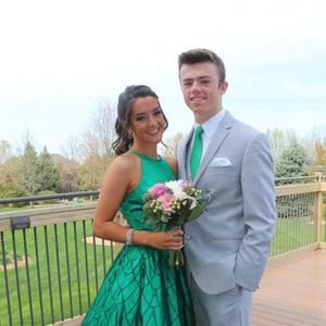 Meet your Posher, Danielle